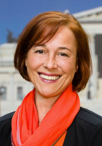csm_Stoeckl_Angela_1a8e297a8b_1_.jpg